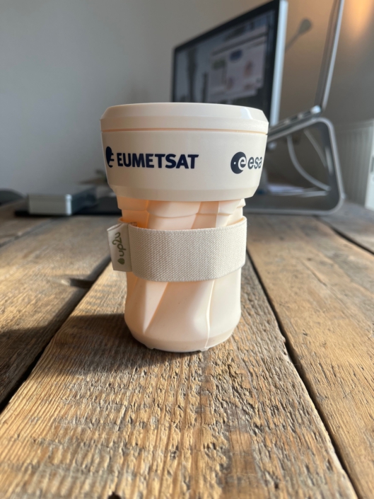 Advertika EUMETSAT ESA MuC up2u bedruckter faltbarer Becher